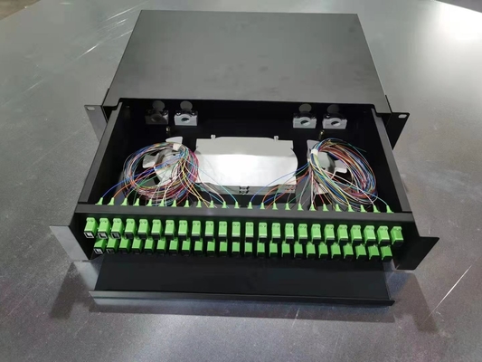 2U 48 Çekirdek 24Port SC Fiber Optik Patch Panel Çekmece Tipi Dışarı Kaydırılır